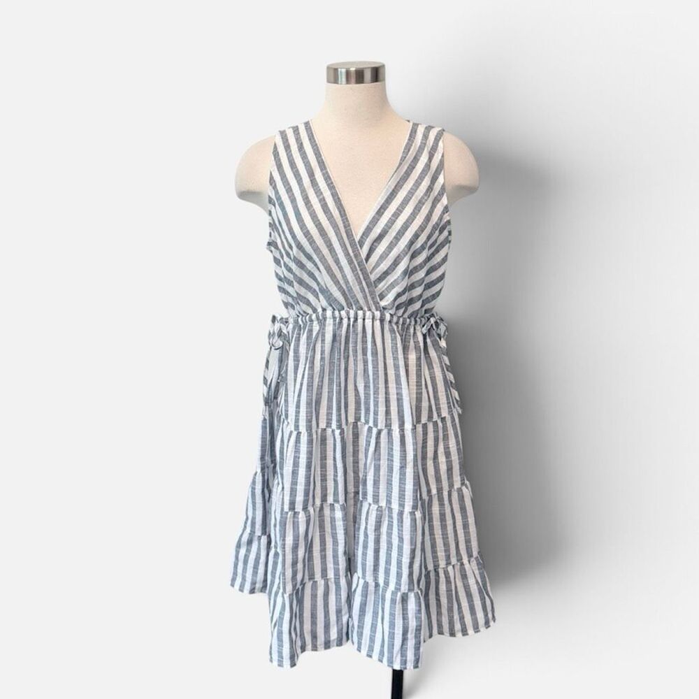 Max Studio London Blue Grey Stripe Ruffle Tiered Dress Large Sleeveless Tie